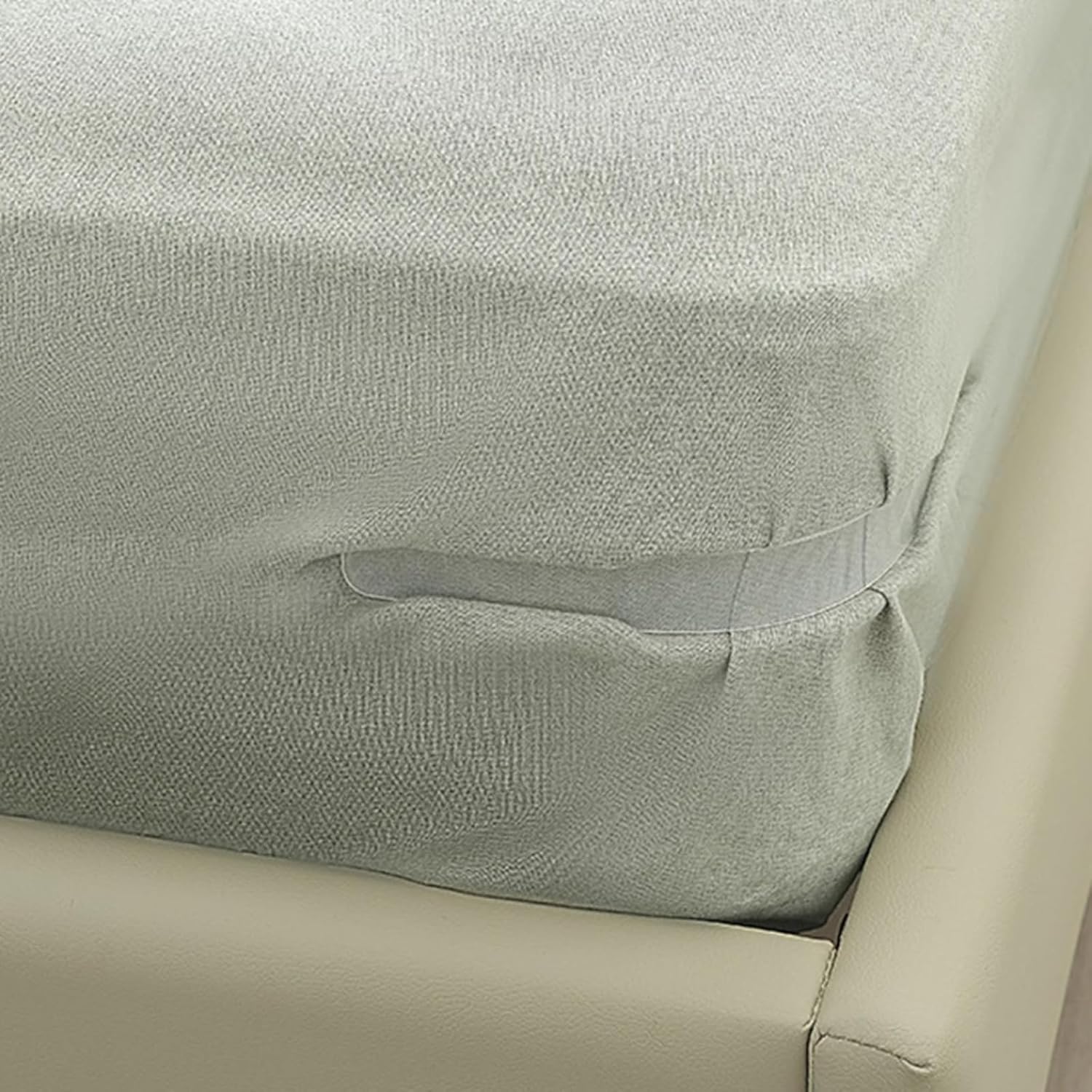 Bed Sheet Corner Holders